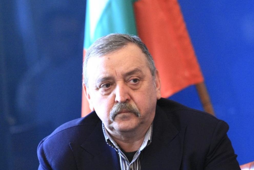 Омикрон се бори с бустер каза в интервю за Тази